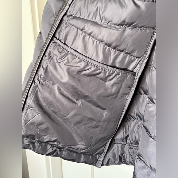 32 degree winter puffer jacket. Size large. - Picture 3 of 5